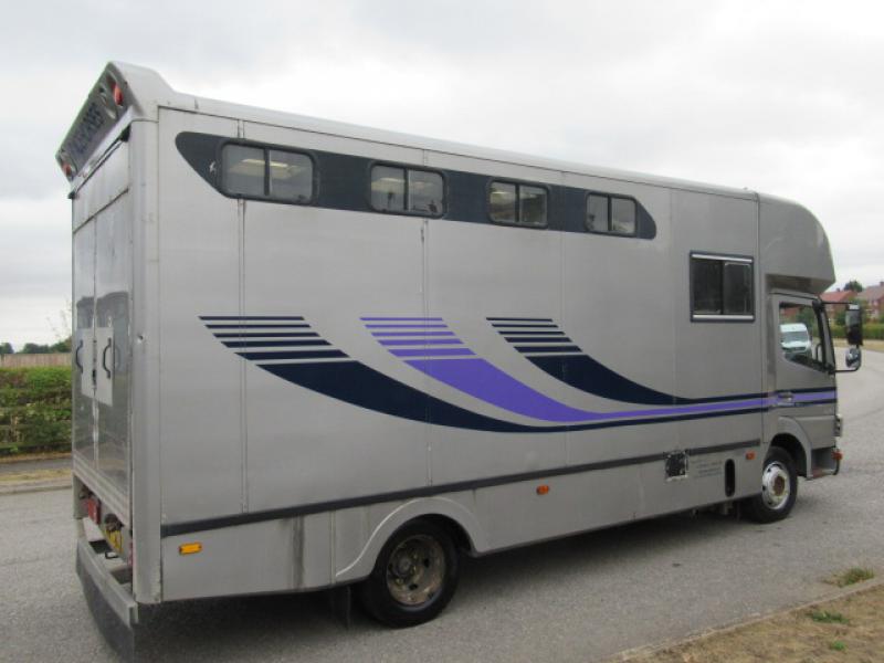 15-689-2006 Mercedes Benz 818 7.5 Ton Coach built by George Smith. Stalled for 4/5. Horsebox from new! Full tilt cab