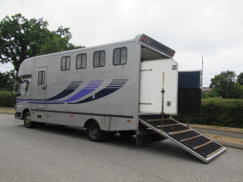 15-689-2006 Mercedes Benz 818 7.5 Ton Coach built by George Smith. Stalled for 4/5. Horsebox from new! Full tilt cab