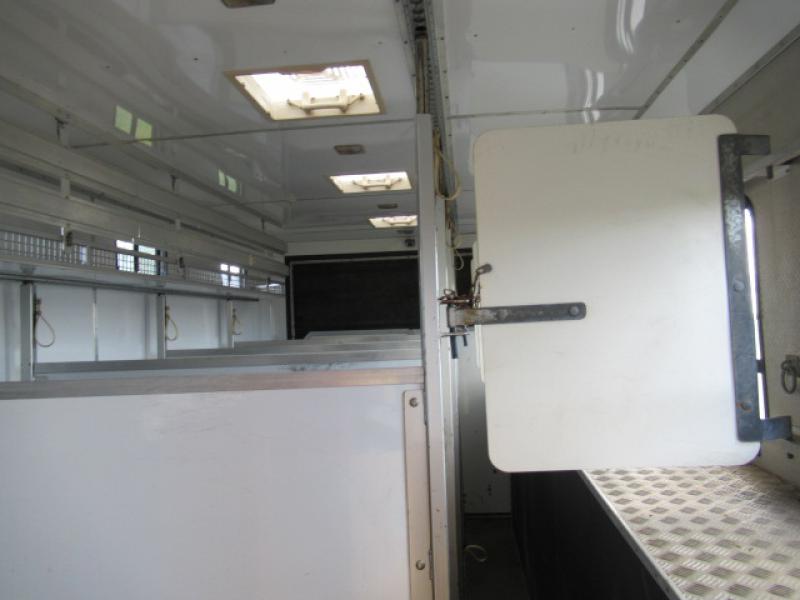 22-367-14 Ton Iveco Eurocargo 14 Ton Coach built by T S Harker. Stalled for 5. Smart luxury living with sleeping for 4 people. Toilet and shower. Large amount of external tack locker storage