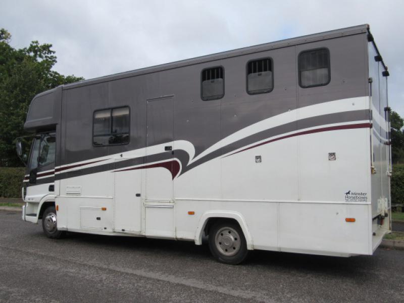 22-372-2006 Iveco Eurocargo 75E17 7.5 Ton Coach built by Minster coach builders. Stalled for 3. Smart luxury living. Sleeping for 4. Full tilt.. No external tack locker not intruding into the horse area