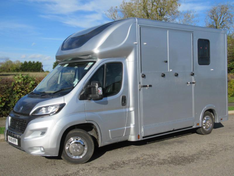22-376-2018 Peugeot Boxer 3.5 Ton Select Pro New Build. Stalled for 2 rear facing.. Full wall between horse area and changing area.. Metallic silver
