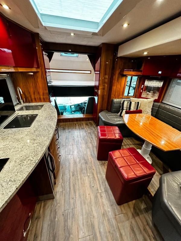 22-397-Beautiful 2013 Model 62 Scania P320 26,000 KG Coach built by Whittaker coach builders. Stalled for 5. Full luxury living including large slide out and pop up. Huge specification.  Horsebox from new! STUNNING TRUCK