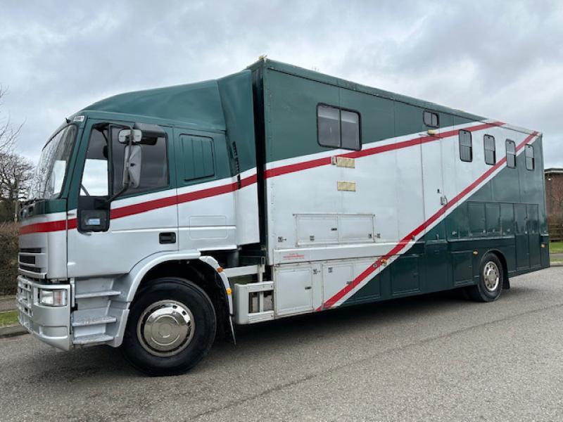 22-401-2001 Iveco Eurocargo 17 Ton HGV Coach built by Solitaire. Stalled for 5 with smart living, sleeping for 4. Full tilt cab.. Excellent condition throughout. Rear air suspension!