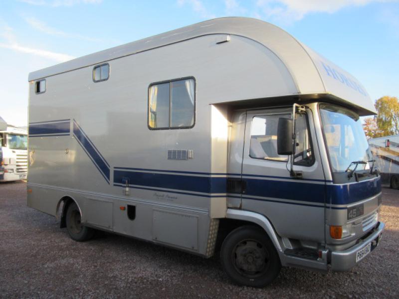 22-402-1997 DAF 45 130 7.5 Ton Coach built by Ascot. Stalled for 2. Smart living. Compact horsebox