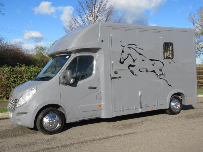 22-411-2014 Renault Master 3.5 Ton Coach built by FVM Coach works. Brand new Long stall build. Full H style partition. Stalled for 2 rear facing Finished off in Metallic Audi Nardo grey.. Stunning
