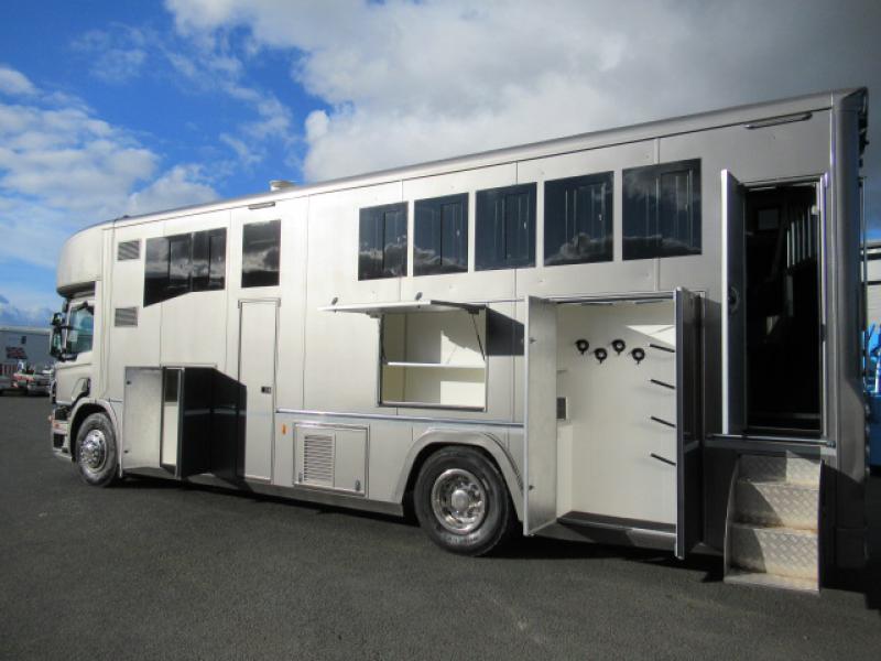 22-413-Stunning 2012 Model Scania 18 Ton Coach built by JP Coach builders. Stalled for 5. Full luxurious living with large slide out. Sleeping for 6. Large bathroom. Air conditioning in the cab and living. 2022 Build.. LIKE NEW!
