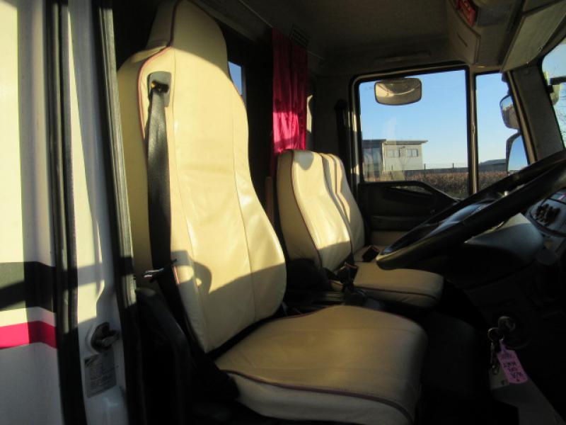 22-439-2009 Iveco Eurocargo 75E18 7.5 Ton Coach built by Highbarn. Stalled for 3 with smart compact living. Full Automatic chassis. Smart compact horsebox