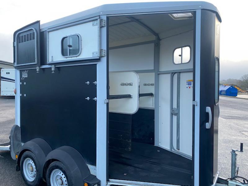 22-444-2016 Ifor Williams 506 Horse trailer. Stalled for 2 forward facing. Excellent condition throughout.