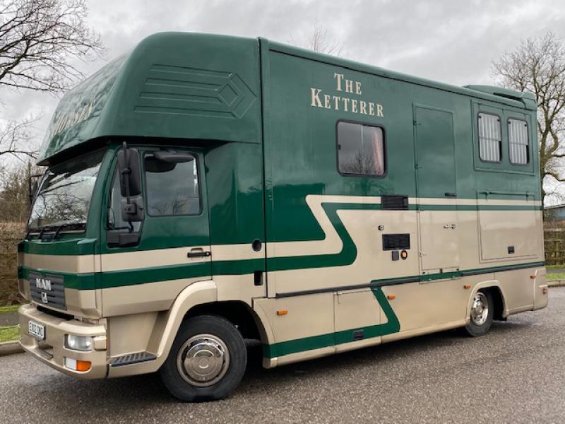 23-457-Beautiful 7.5 ton Man 8145 Coach built by Ketterer horseboxes. Horsebox from new. Stalled for 2 with smart luxury living with toilet and shower. Full tilt cab. rear air suspension. Only 66,000 miles from new!