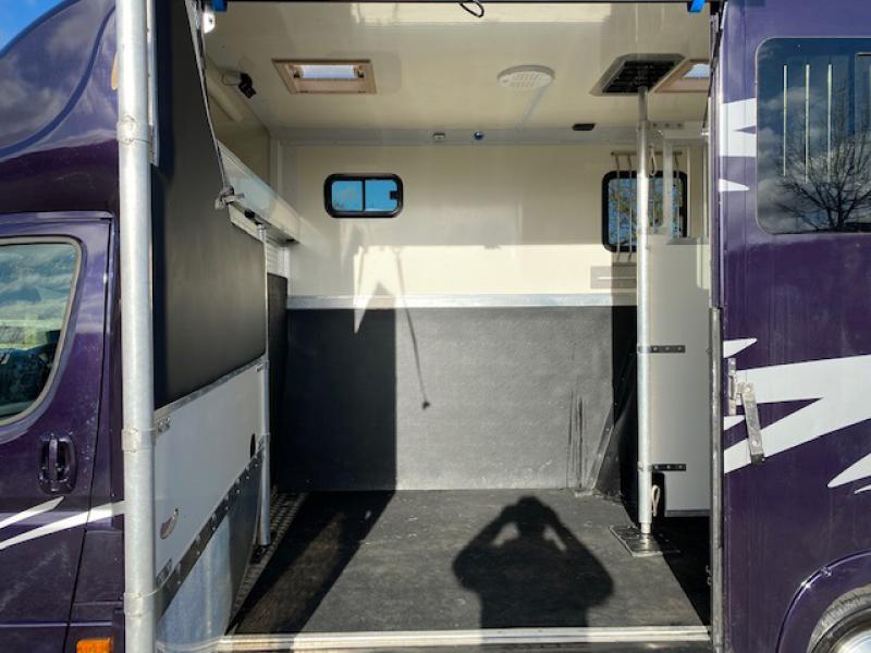 23-460-2022 Peugeot Boxer 3.5 Ton Coach built by Topline coach builders. Built on Extra Long wheelbase chassis. Horsebox from new. Long stall model. Stalled for 2 rear facing. 1800 Miles from new! Huge specification ... LIKE NEW!