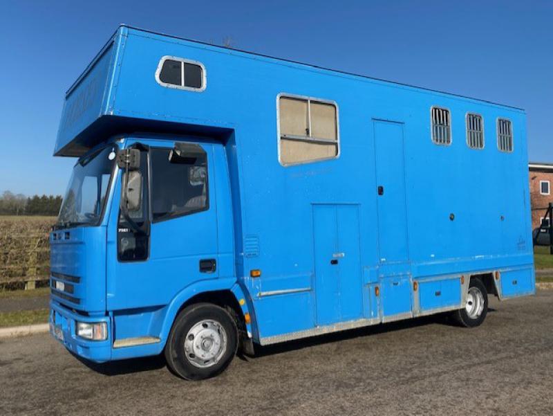 23-488-2002 Model 51 Iveco Eurocargo 75E15 7.5 Ton Coach built by Pride horseboxes. Stalled for 3. Smart day living area.. Large external tack locker which does not intrude into the horse area.. Full tilt cab