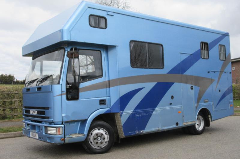 23-489-Compact Iveco Eurocargo 75E15 Coach built by Ascot. Stalled for 2. Smart luxury living, sleeping for 4. Toilet and shower.. Very smart