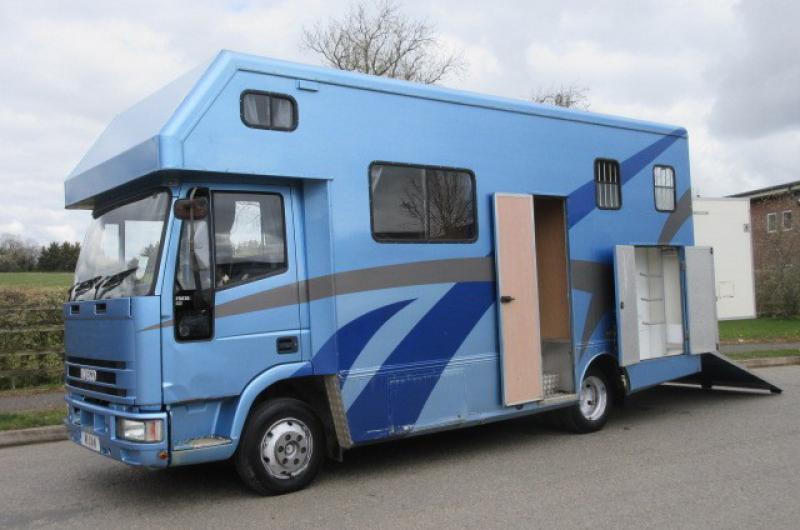 23-489-Compact Iveco Eurocargo 75E15 Coach built by Ascot. Stalled for 2. Smart luxury living, sleeping for 4. Toilet and shower.. Very smart