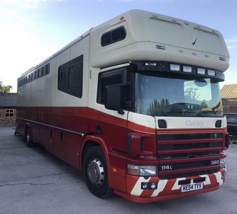 23-511-2004 Scania 114  380  18 Ton Coach built by Oakley Coach builders. Stalled for 9 with smart compact living area, Side and rear ramp. Full tilt cab. Type two approved!