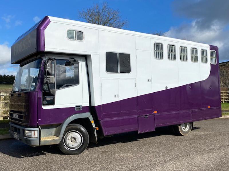 23-514-2001 Iveco Eurocargo 7.5 Ton Coach built by Tristar Horseboxes. Stalled for 4. Smart changing area. Cut through cab.. Full tilt cab