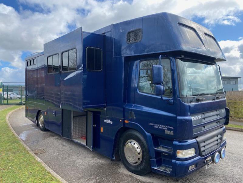 23-515-2005 Model 54 DAF CF85 380 Automatic 18 Ton Coach built by AAquine horseboxes. Stalled for 4. Full luxury living, with electric slide out. Sleeping for 6. Full tilt cab.