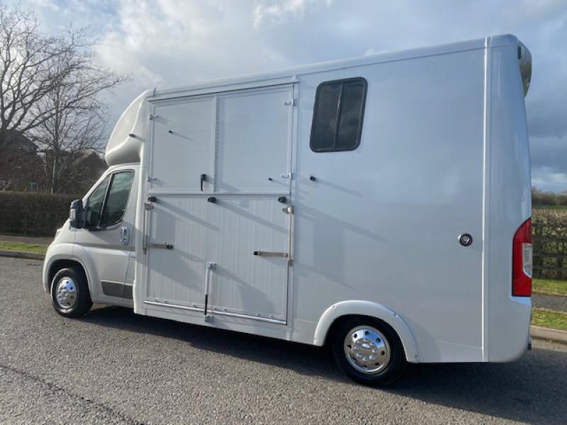 23-517-2019 Citroen Relay 3.5 Ton Coach built by Chaighley. Long stall model. Brand new build on LWB chassis. Stalled for 2 rear facing. Finished off in metallic silver.. STUNNING