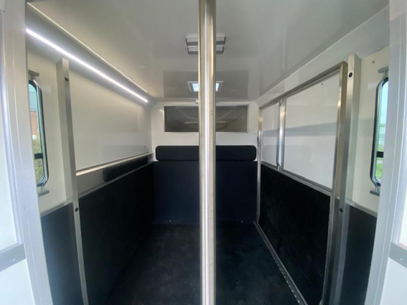 23-523-2016 Vauxhall Movano 3.5 Ton Coach built by Select. Select Pro model. New build. Stalled for 2 rear facing. Long stall model. Finished off in Metallic Silver