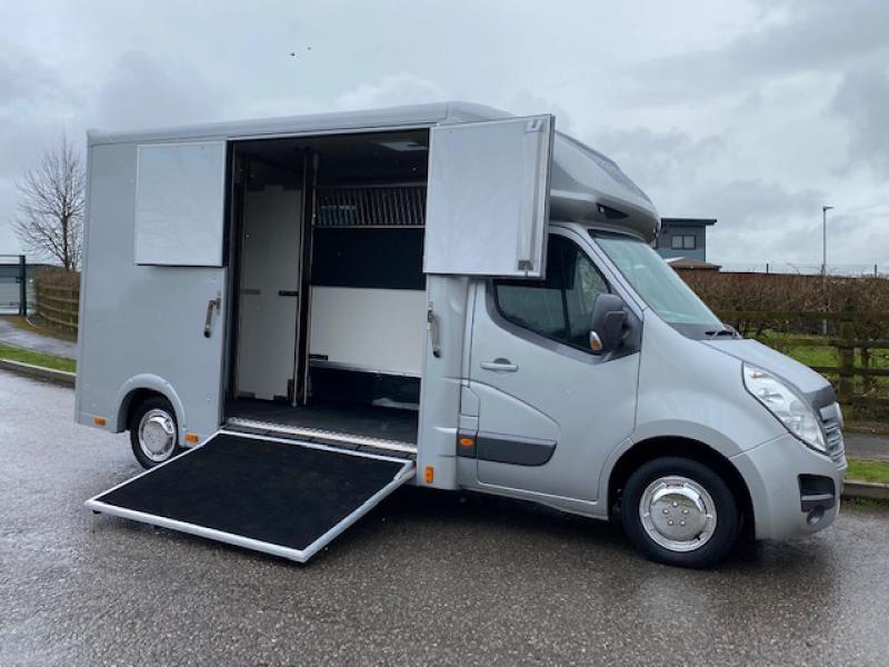 23-523-2016 Vauxhall Movano 3.5 Ton Coach built by Select. Select Pro model. New build. Stalled for 2 rear facing. Long stall model. Finished off in Metallic Silver