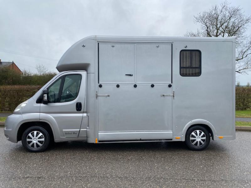 23-526-Peugeot Boxer 3.5 Ton Coach built by Select. Select Pro Long stall Lux Model Stalled for 2 rear facing. Built on LWB chassis. 120 BHP.
