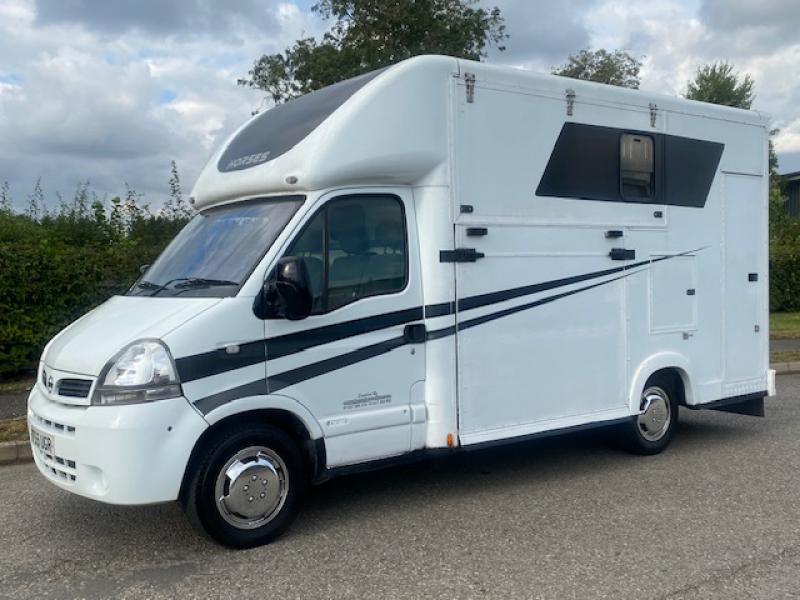 23-530-2006 Model Nissan Interstar 3.5 Ton Coach built by Wren. Long stall model. Stalled for 2 rear facing. Full wall. Smart changing area at rear. Excellent condition throughout