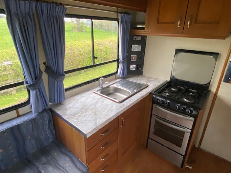 23-541-13 Ton Volvo FL 220 HGV Coach built K & P  Coach builders. Stalled for 5. Smart luxurious living with sleeping for 4. Toilet and shower.