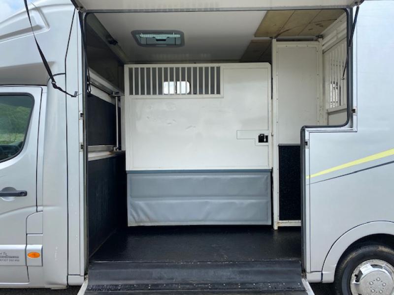 23-546-2014 Model 63  Renault Master 3.5 Ton Coach built by Paragon coach builders. Built on Long wheelbase chassis.. Long stall model. Stalled for 2 rear facing. Defra approved fan with temperature sensor in the horse area