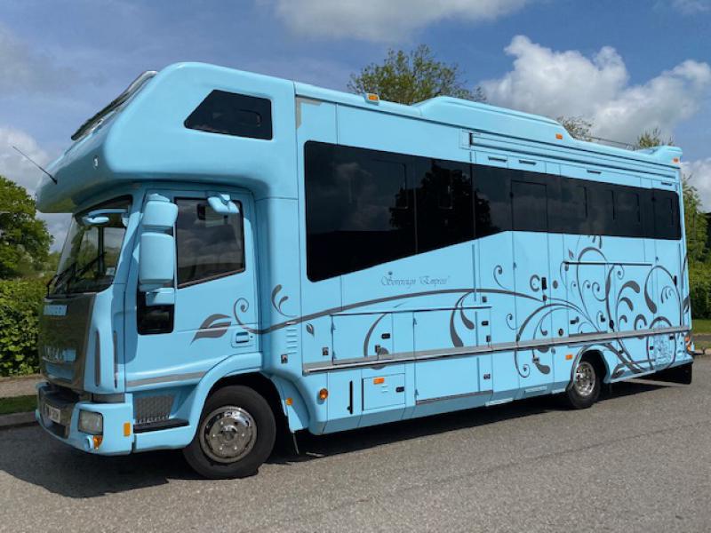 23-557-Beautiful 12 Ton Automatic 2014 Iveco Eurocargo  Coach built by Sovereign coach builders. Sovereign Empress Model. Stalled for 3 large horses or 4 ponies. Smart luxurious living with large slide out. Sleeping for 6. Huge specification throughout .Only 36,462 Miles from new! LIKE NEW!