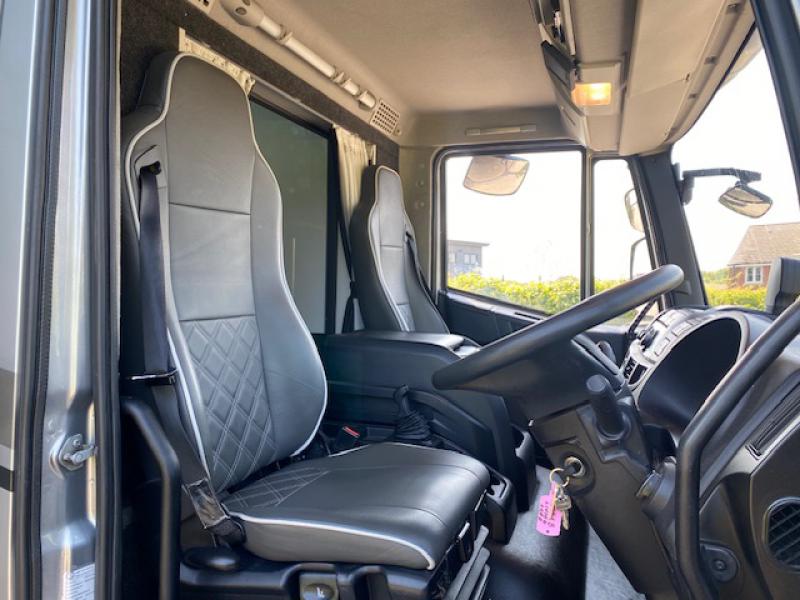 23-575-Beautiful 7.5 Ton 2017 Model 66 Iveco Eurocargo 75E16 Automatic Coach built by PRB coach builders. Stalled for 3. Smart luxurious living with sleeping for 4. Huge underfloor storage with no external tack locker intruding into the horse area LIKE NEW!