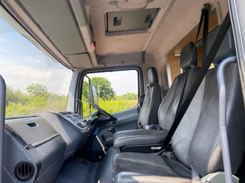 23-576-2005 Model Mercedes Benz Atego 13,500 kg  Coach built by Moorhouse Coach builders. Stalled for 5. Smart luxurious living, sleeping for 4. Toilet and shower. Excellent condition... Very Smart truck