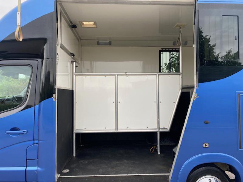 23-589-2012 Renault Master  3.5 Ton Coach built by Equihunter coach builders. MWB.. Stalled for 2 rear facing. Metallic paint, Two external tack locker.. Pristine condition throughout!