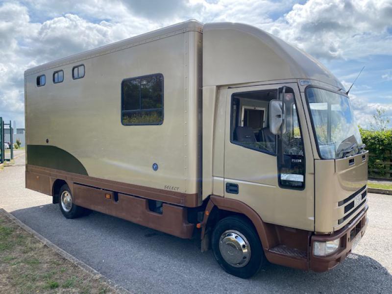 23-598-Iveco Eurocargo 75E14 7.5 Ton Professional conversion by Highbarn horseboxes . Stalled for 4. Smart changing area,  Cut through cab. Rear air suspension