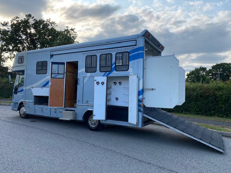 23-605-2003 Iveco Eurocargo 75E17 7.5 Ton Coach built by Equicruiser horseboxes. Stalled for 3. Smart luxurious living, sleeping for 6. Large bathroom. Underfloor storage, Full tilt cab.