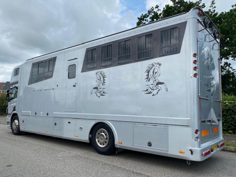 23-608-2006 Model 55 Scania P230 HGV Coach built by GDR Coach works. Stalled for 5. Smart luxurious living, sleeping for 5 people. Underfloor storage.. Full tilt cab. Very smart truck..