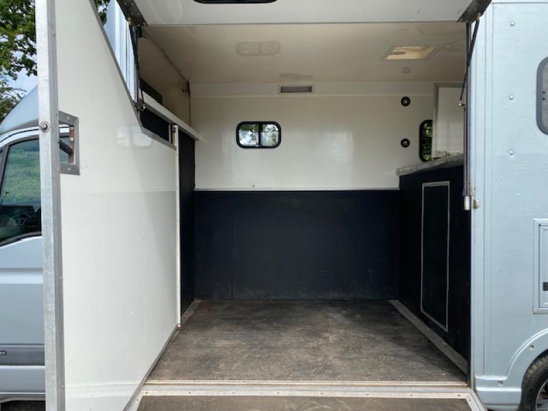 23-612-2011 51 Renault Master 3.5 Ton Coach built by Stratford Coach builders. Stalled for 2 rear facing. LWB chassis. H style partition. Horsebox from new! Only 18,303 miles