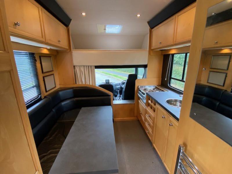 23-616-2003 DAF LF 150 7.5 Ton Coach built by Whittaker coach builders. Stalled for 3. Full luxurious living, Sleeping for 4.. Large bathroom.  Very smart Horsebox