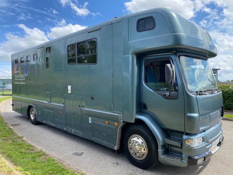 23-631-2005 DAF LF 220 18 Ton  Coach built by JC Coach builders. Smart luxury living. Sleeping for 6. Stalled for 5. Rear Air suspension.. Full tilt cab