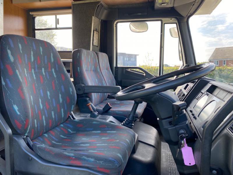23-634-2001 Iveco Eurocargo 75E15 7.5 Ton Coach built by Courchevel Coach builders. Stalled for 3. Smart living, sleeping for 4.  External tack locker which does not intrude into the horse area