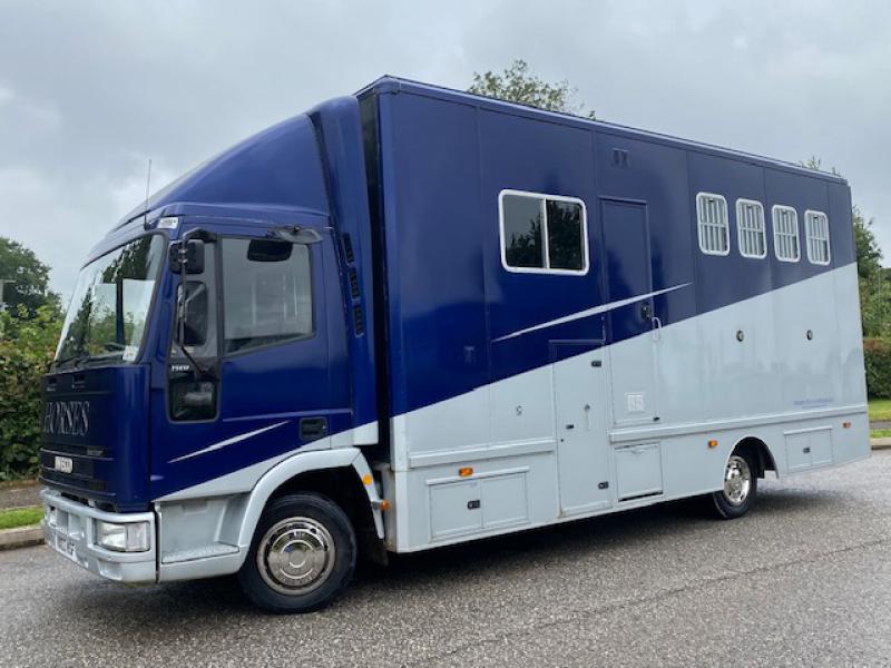 23-635-2003 Iveco Eurocargo 75E17 7.5 Ton Professional Priory Stud conversion. Stalled for 3. Smart spacious living, sleeping for two. Full tilt cab. No external tack locker intruding into the horse area.. VERY SMART