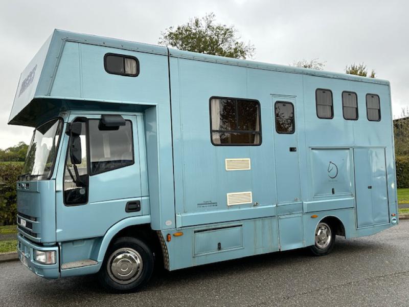 23-688-**NEW PRICE**  2003 Iveco Eurocargo 75E17 7.5 Ton Coach built by My Horseboxes. Stalled for 3. Smart luxurious living, sleeping for 4. Toilet and shower, Full tilt cab. Low mileage