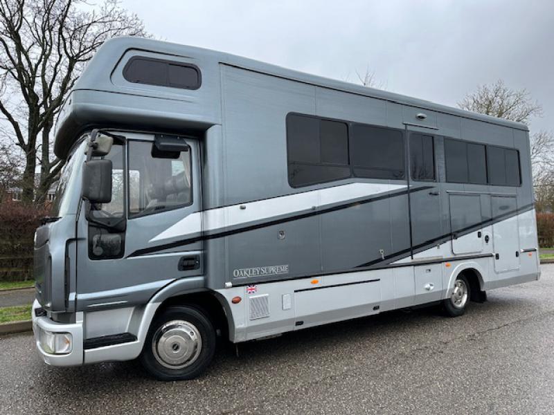 24-760-Beautiful 7.5 Ton Iveco Eurocargo 75E18 Coach built by Oakley coach builders. Oakley Supreme Model. Stalled for 3. Smart luxurious living toilet and shower Sleeping for 4. Only 66.528 miles from new!