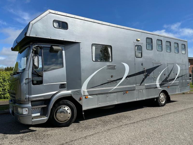 24-817-2005 Iveco Eurocargo ML120E18 12 Ton Coach built by Solitaire Horseboxes. Stalled for 5. Smart luxury living with toilet and shower. Sleeping for 4. Excellent condition. Low mileage...