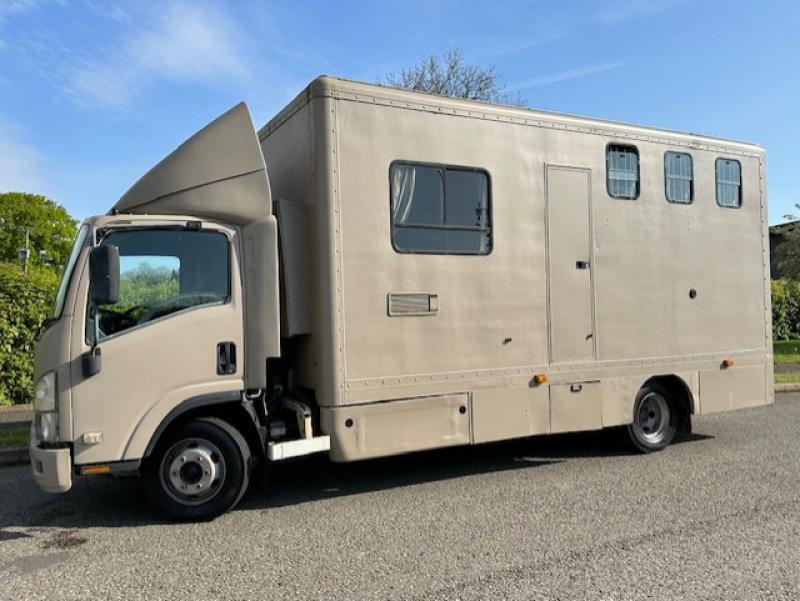 24-820-2009 Isuzu NQR 190 Automatic 7.5 Ton , Professional conversion by Minster Coach builders. Compact horsebox.  Stalled for 3 with smart living, Full tilt cab. Huge payload!