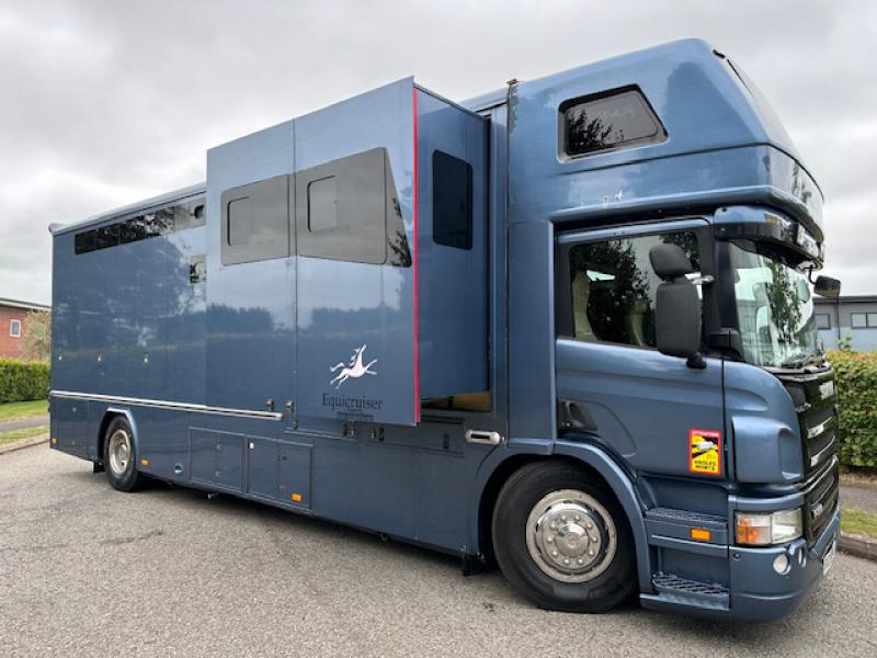 24-875-Beautiful Scania P310 Semi-Automatic. Coach built by Equicruiser coach builders. Stalled for 4 large horses or 5 ponies with full luxurious living, large slide out, Large bathroom sleeping for up to 6 people. Huge specification. EU certified